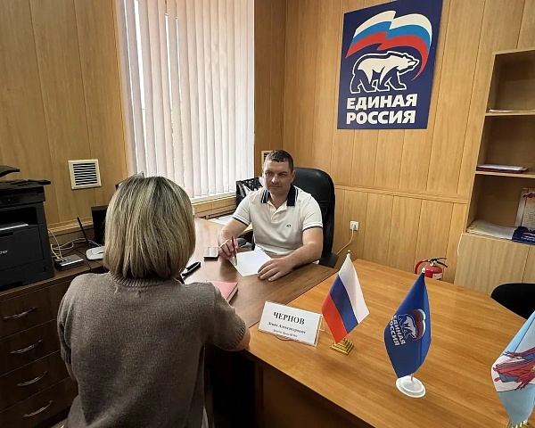 Депутаты Думы Шпаковского округа приняли участие в тематической неделе приемов по вопросам образования