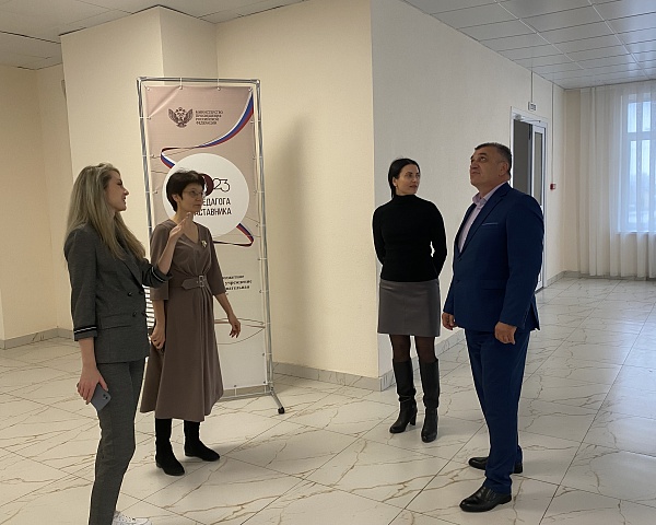 В Шпаковском округе «партийный десант» провёл мониторинг объекта Народной программы «Единой России».