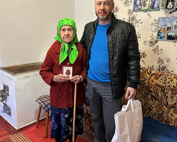 Депутаты Думы Шпаковского округа поздравляют ветеранов 